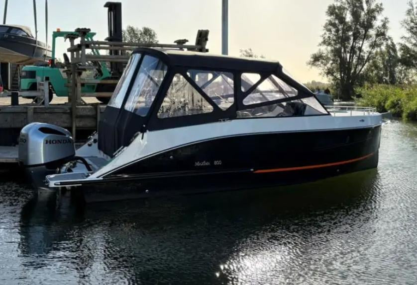 Maxima 800 Cabin Incl. Honda 250 HP- Price on request
