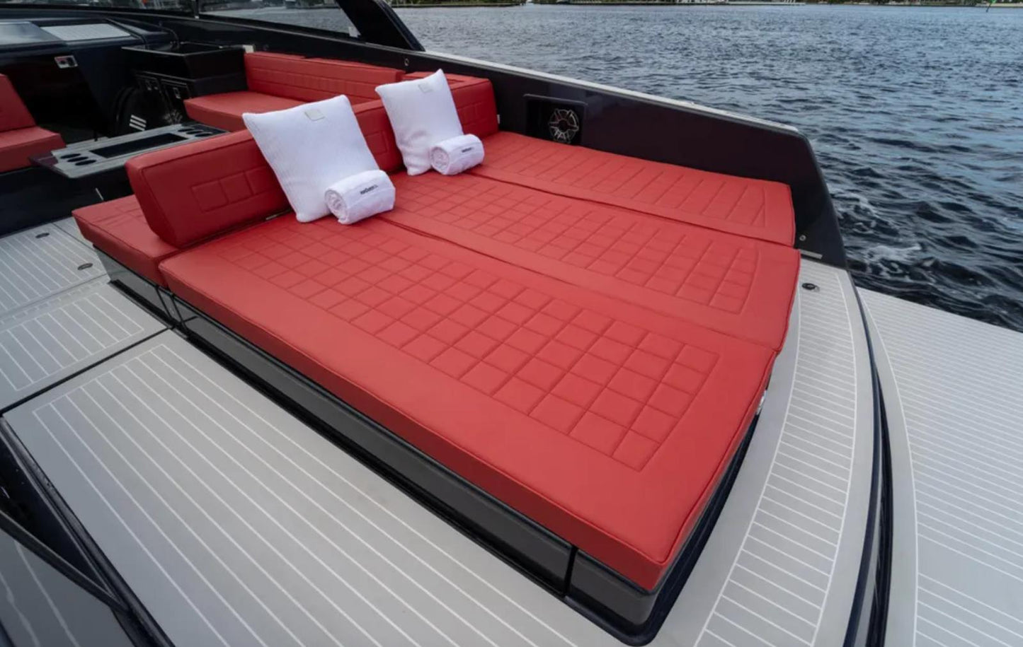 VanDutch 2026 New 40f/ 12 m Price on request